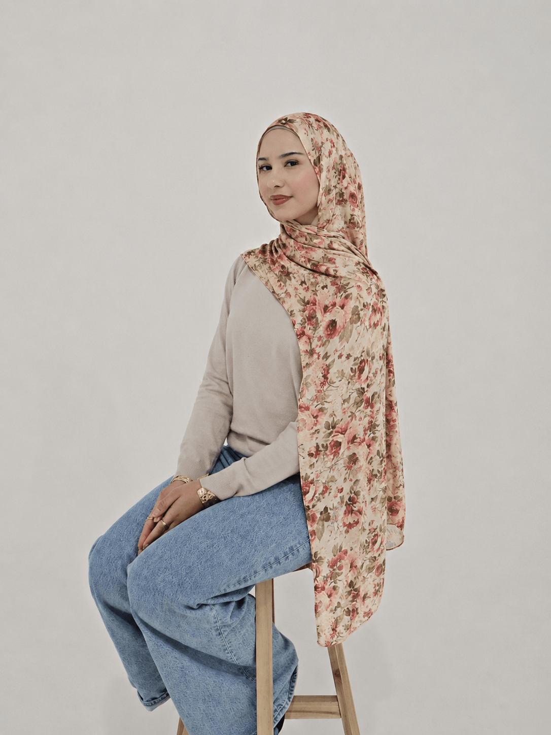 Vintage Rose Mercerized Cotton Hijab | Lunar Elegance