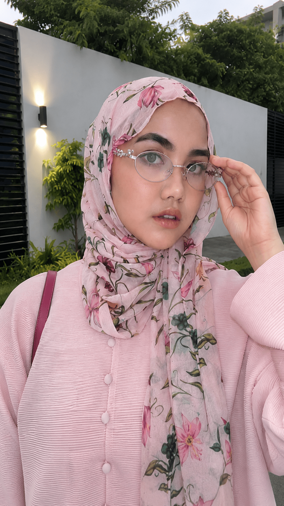 Blush Pink Rose Floral Vine hijab shawl - view 5