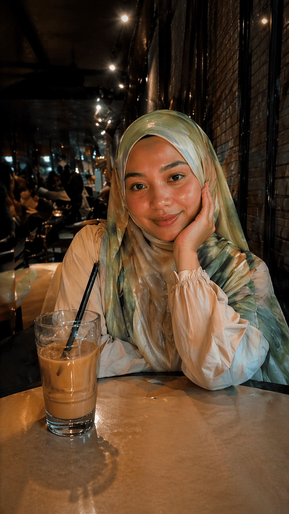 Watercolor Gradient hijab shawl - view 3
