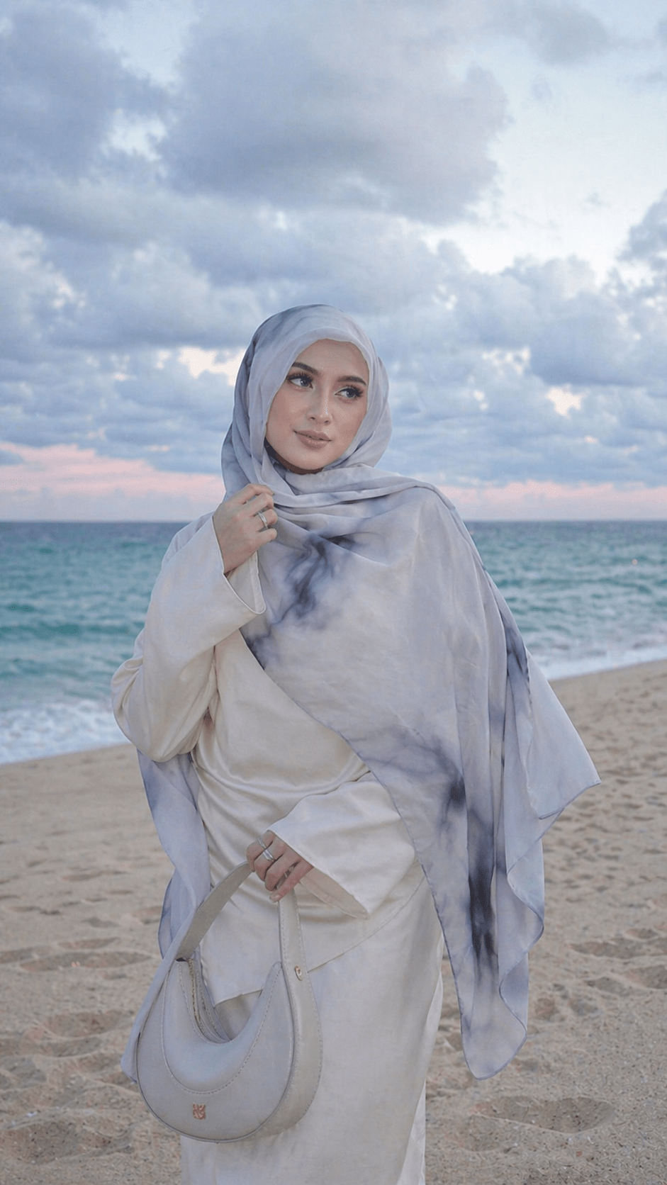 Watercolor Ink Wash hijab shawl - view 2