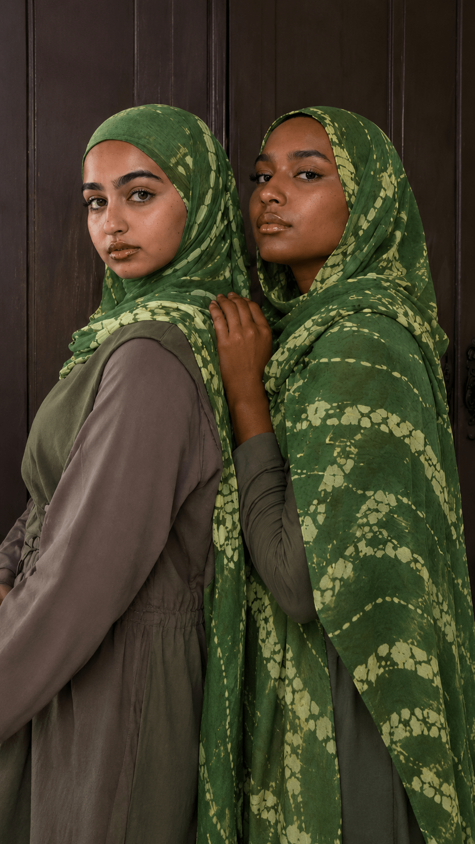 Grass Green Lime Shibori Spot Chain hijab shawl - view 3