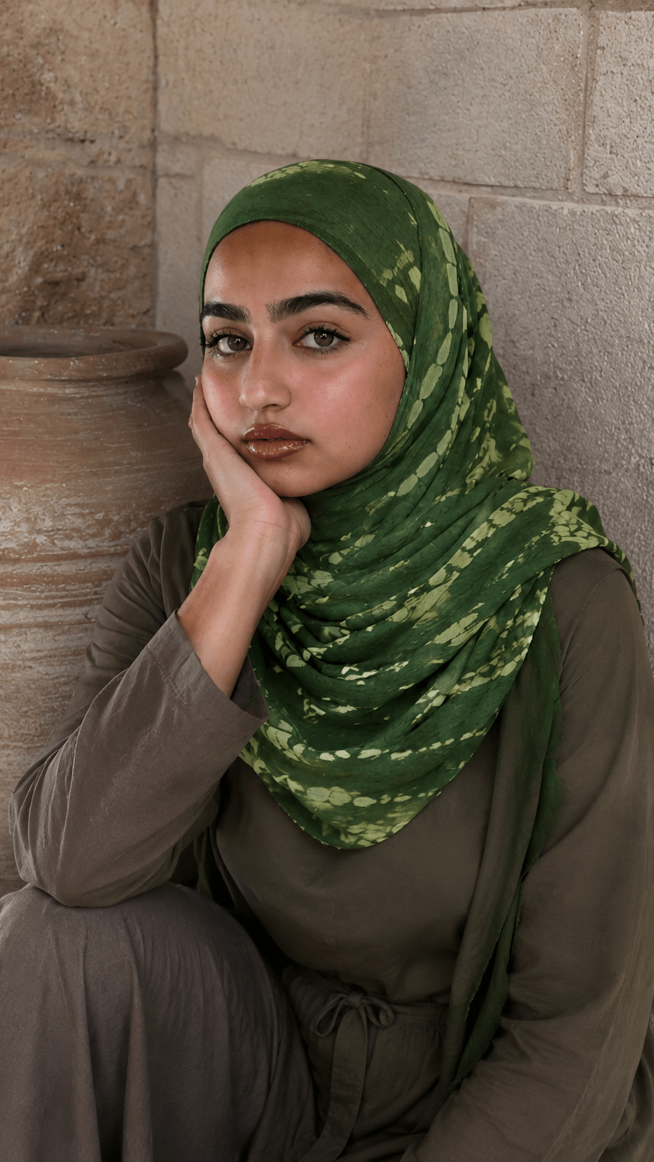 Grass Green Lime Shibori Spot Chain hijab shawl - view 4