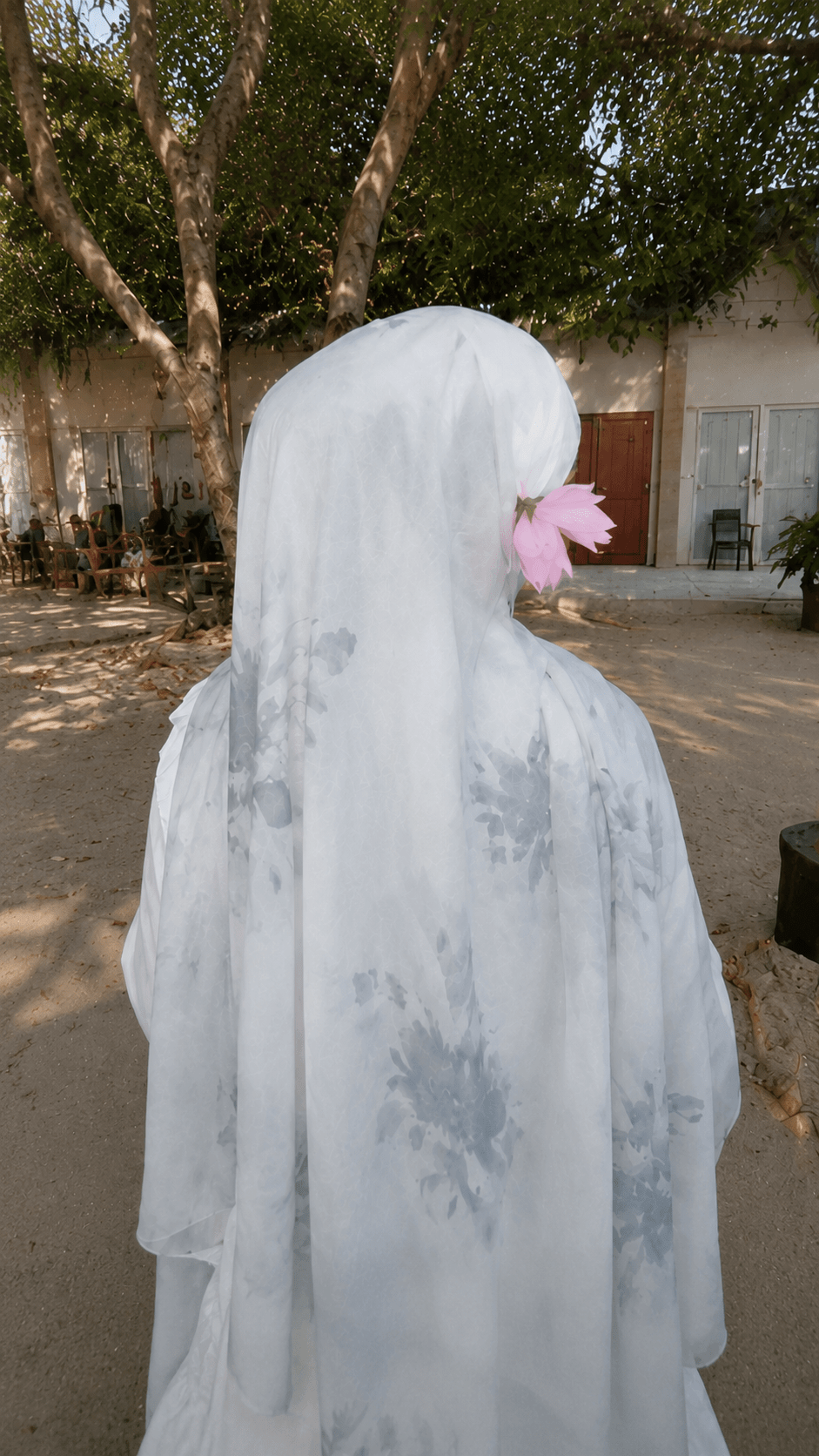 White Ink Wash Floral hijab shawl - view 5