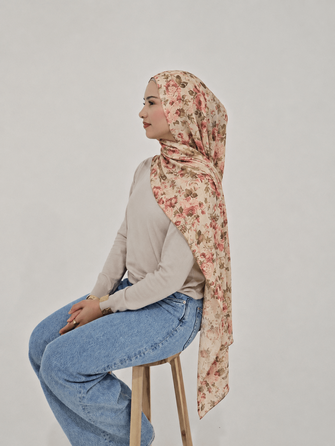 Vintage Rose Mercerized Cotton Hijab | Lunar Elegance