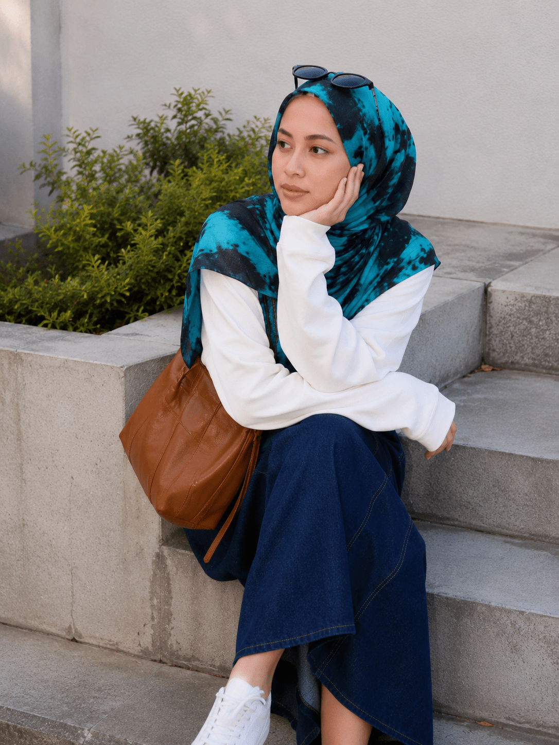 Turquoise Black Marble Mercerized Cotton Hijab | Lunar Elegance