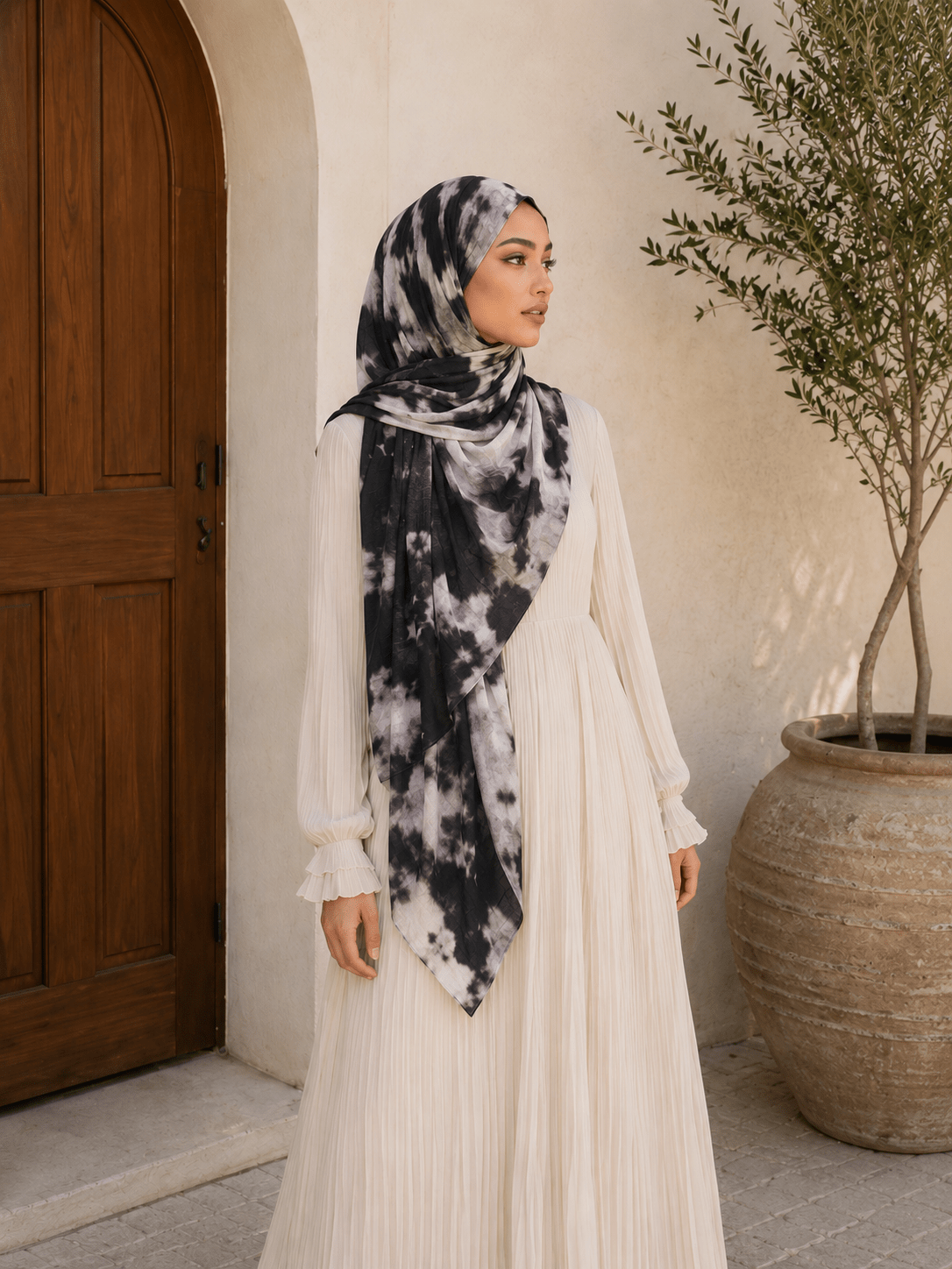 Black Marble Mercerized Cotton Hijab | Lunar Elegance