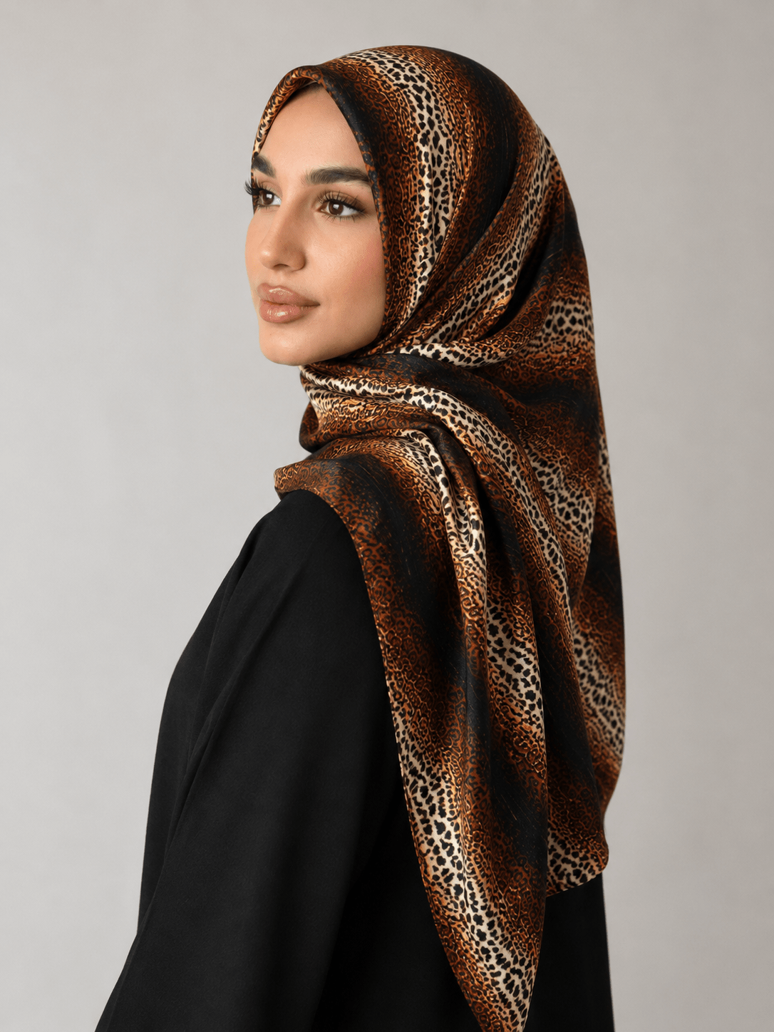 Leopard Gradient Mercerized Cotton Hijab | Lunar Elegance
