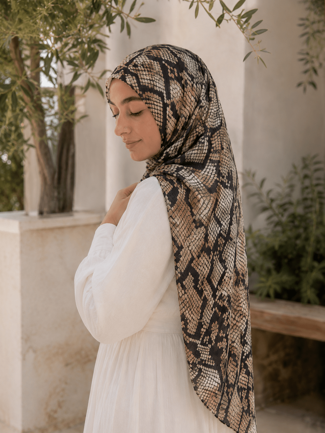 Snakeskin Print Mercerized Cotton Hijab | Lunar Elegance